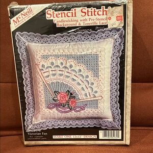 NOSMIB VTG McNeill Candlewicking & Lace “Victorian Fan” Kit For Pillow or Framin